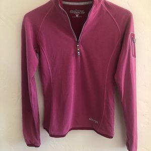 NWOT Sherpa Adventure Gear half zip